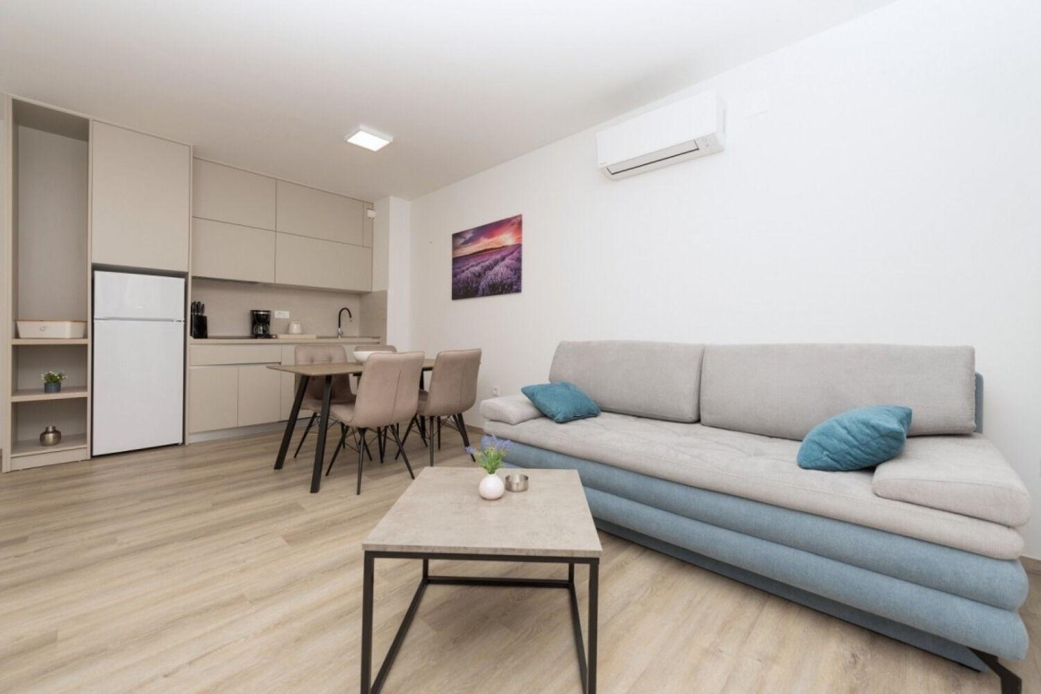 Apartments Mari - 40M From The Beach Makarská Exteriér fotografie