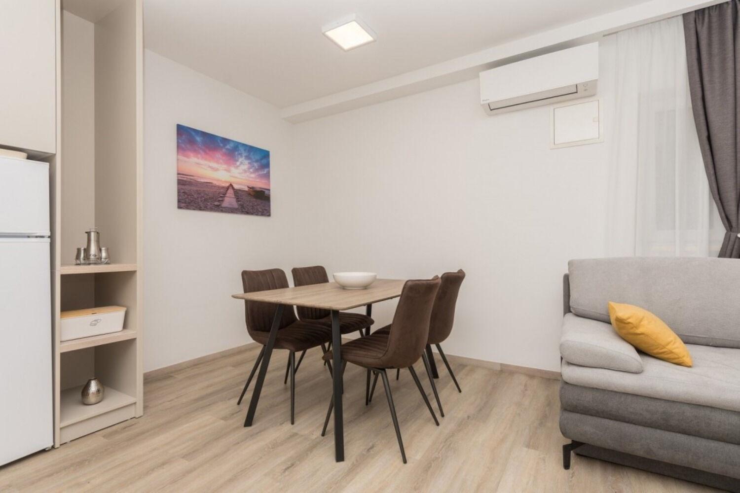 Apartments Mari - 40M From The Beach Makarská Exteriér fotografie